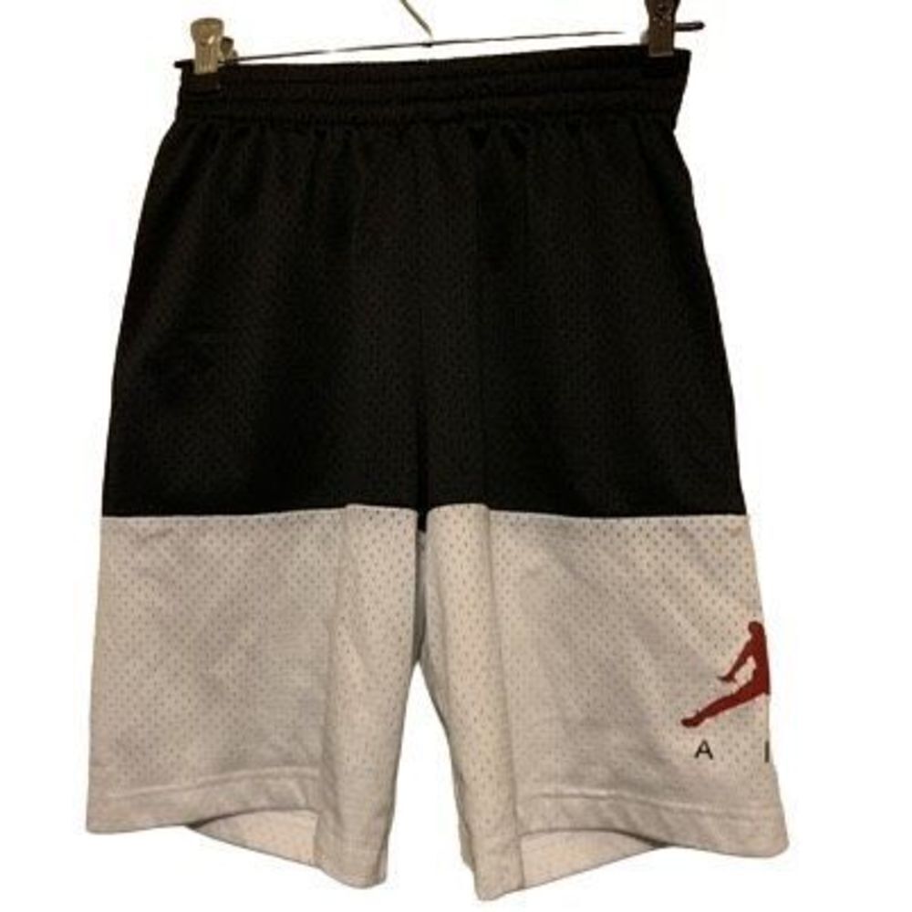 Michael Jordan Nike Size Youth Large Mesh Basketball Shorts